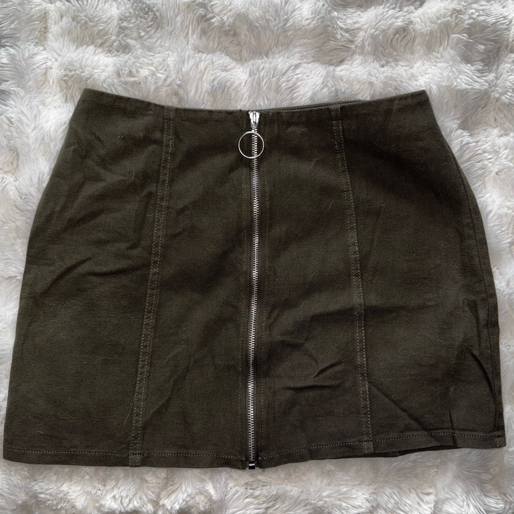 Chloe & Katie Green Corduroy Mini Pencil Skirt